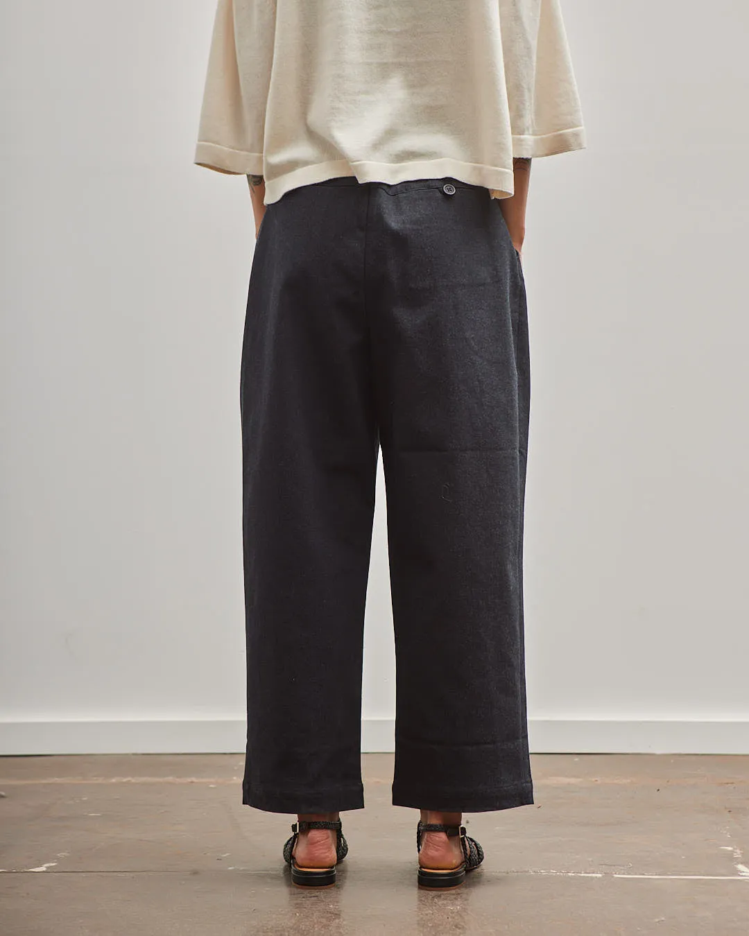 7115 Signature Pleated Trouser, Navy Black