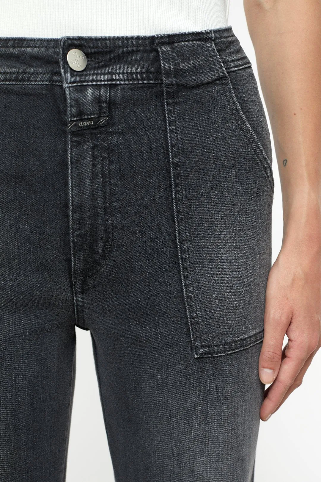 Aria Straight Leg Jean