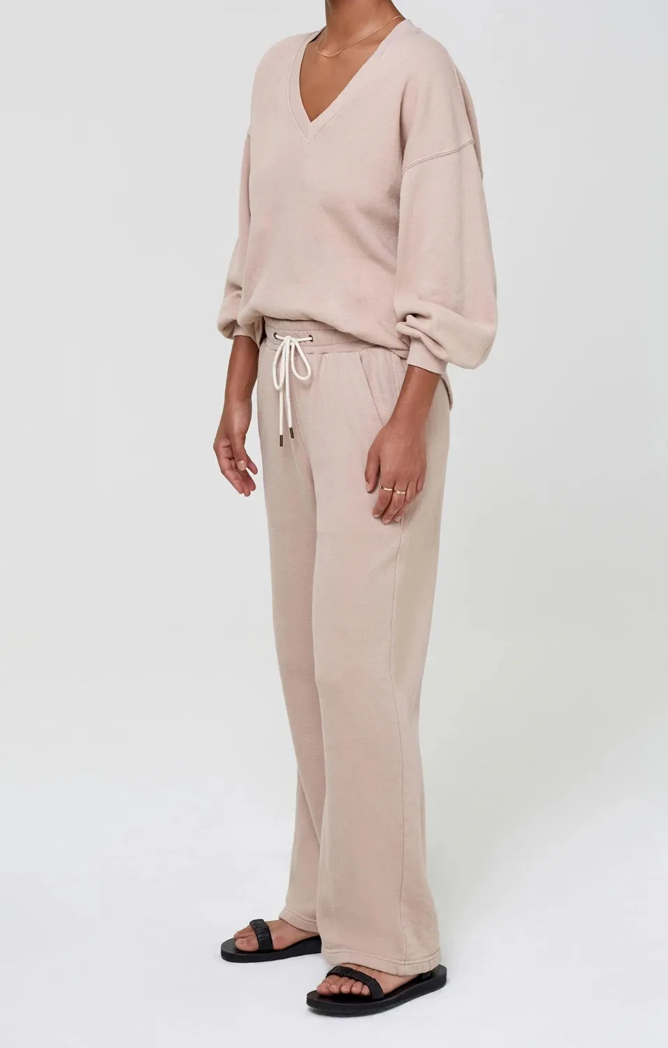 Citizens of Humanity - Nia Wide Leg Lounge Pant in Nougat