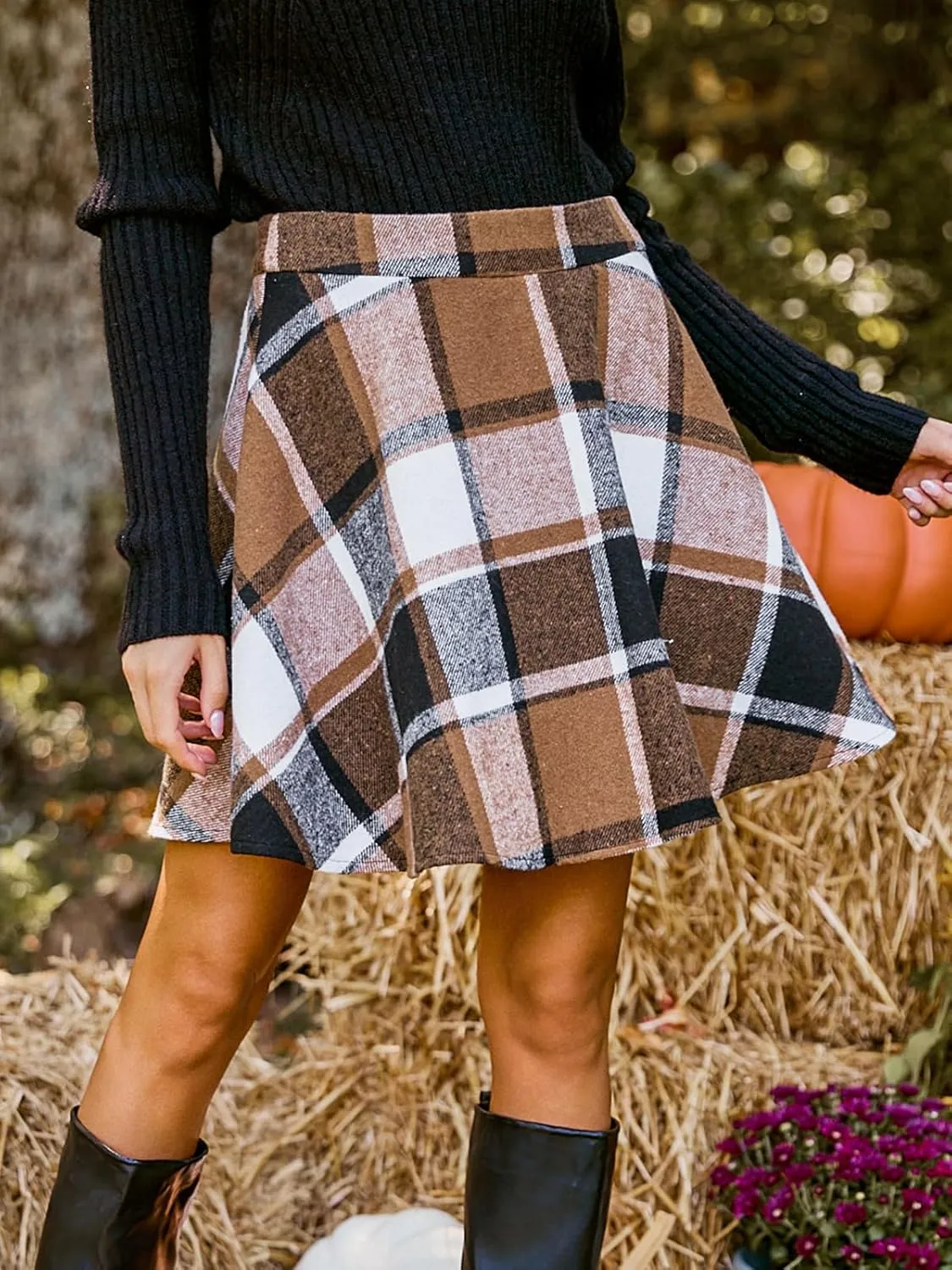 CUPSHE Women Plaid Casual High Waisted A line Flared Pleated Mini Skirt
